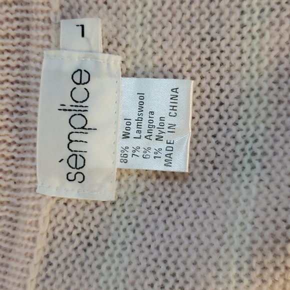 Wool sweater - Picture 4 of 4